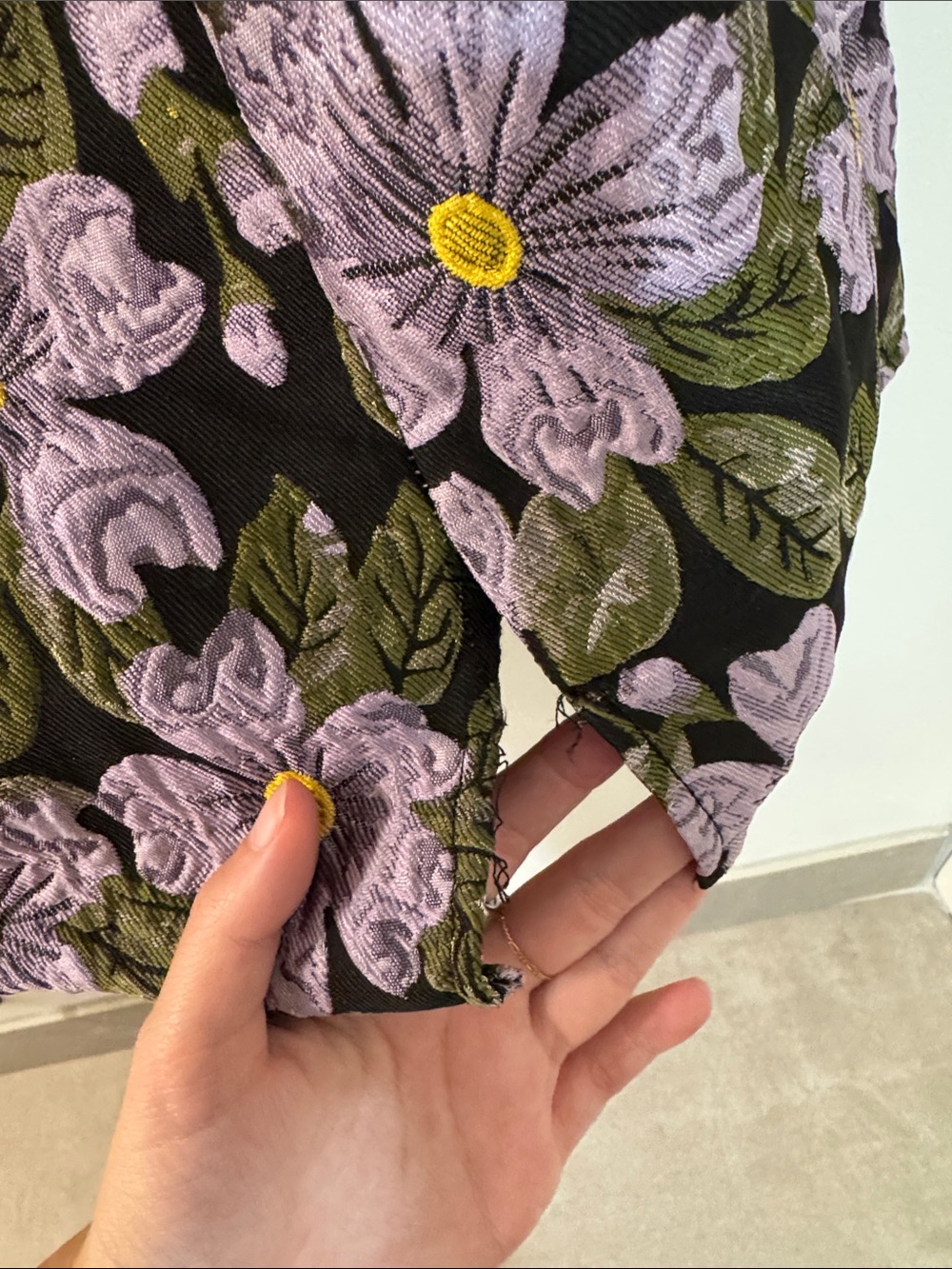 Lulu’s Strapless Floral Top in Black & Lilac - Picture 4 of 4